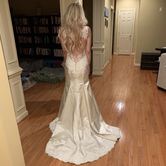 Sophia Tolli wedding gown - Picture 2 of 6